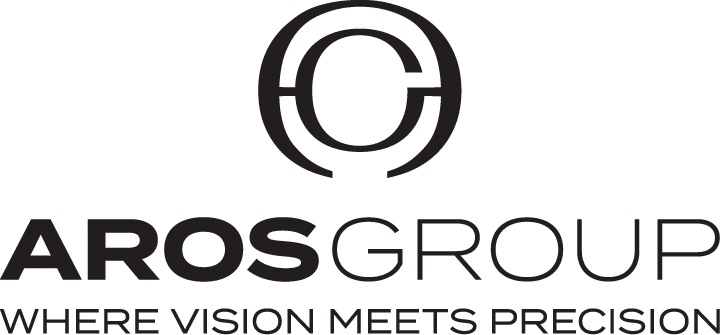 Logo AROS Group : icône circulaire noire au-dessus du texte "AROS Group" et du slogan "Where vision meets precision"
