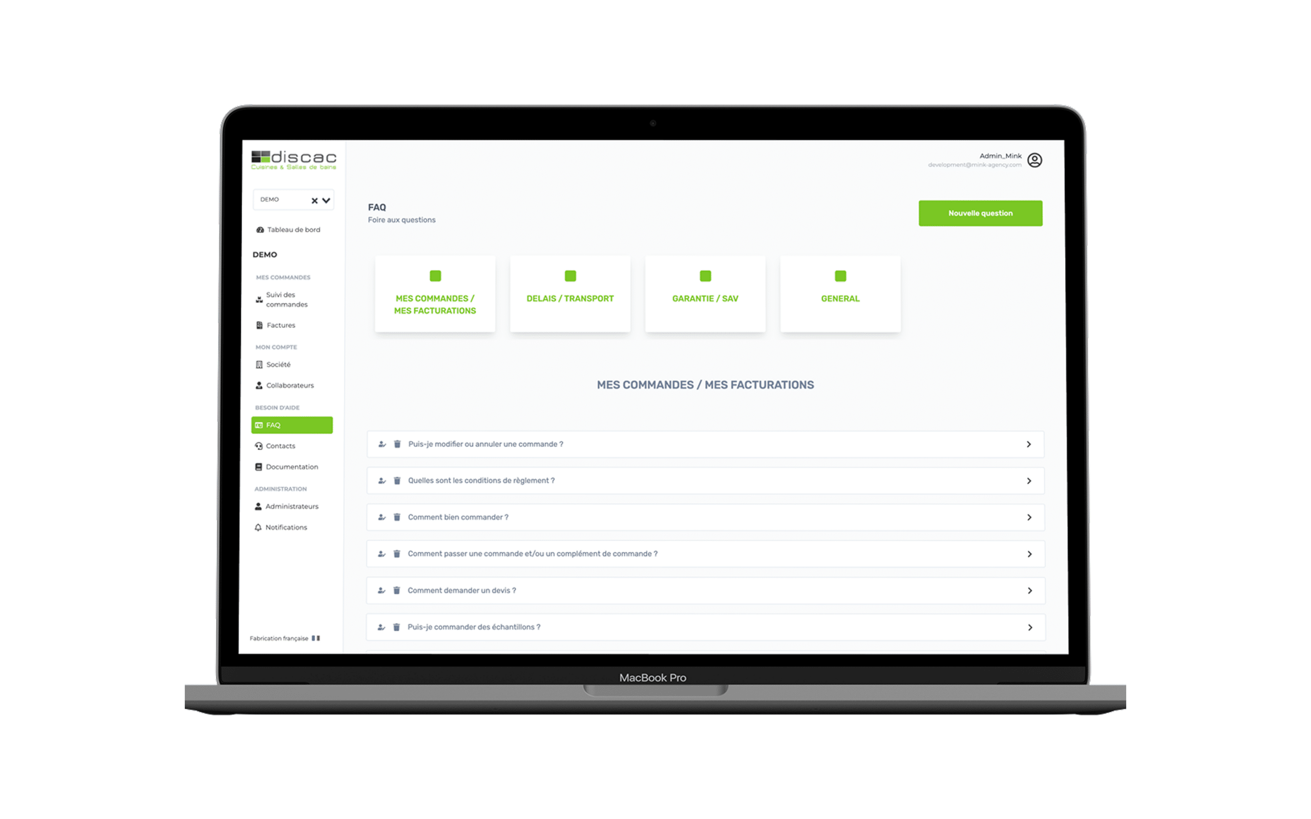 Ordinateur portable affichant la page FAQ de l'extranet Discac