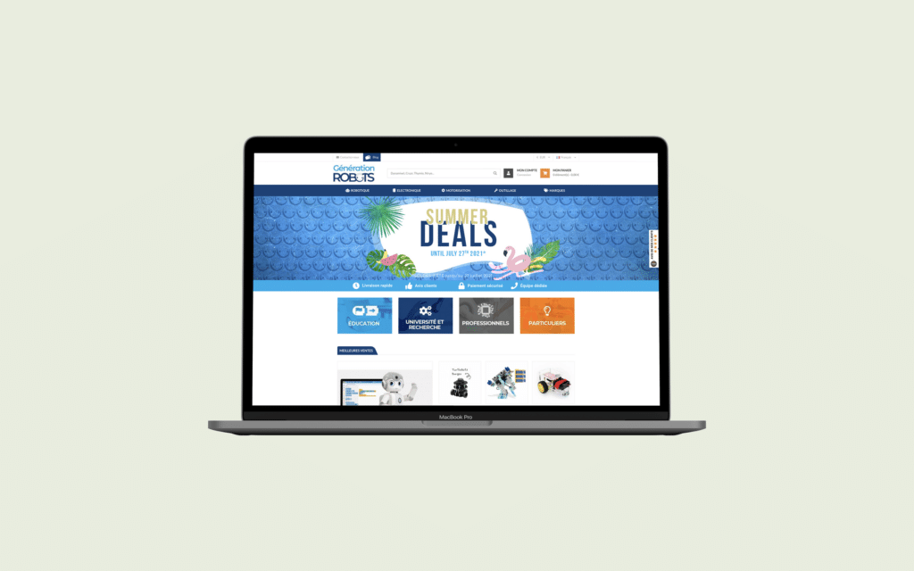 Ordinateur portable affichant la bannière promotionnelle "Summer Deals"